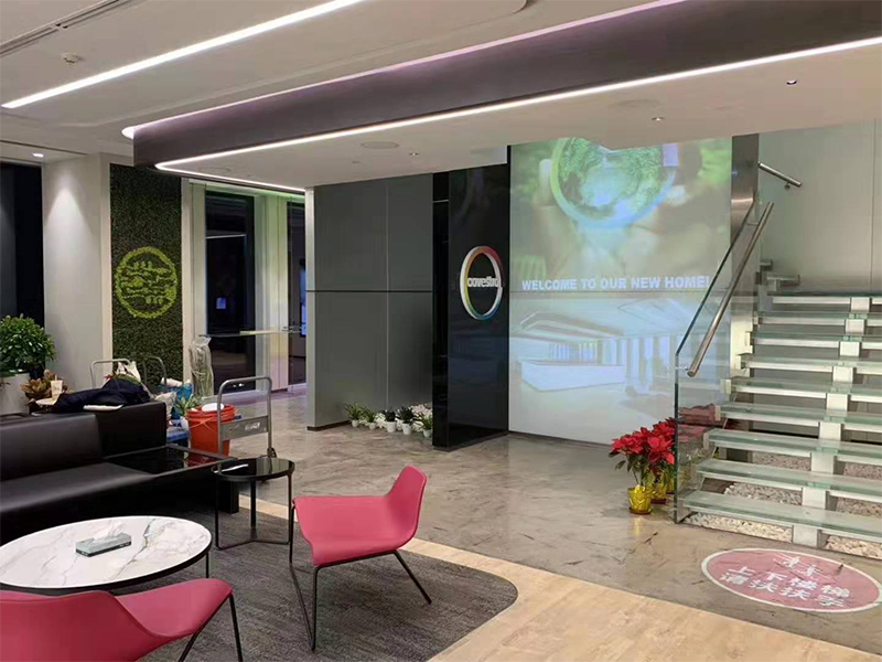 ガラス壁投影納入in-covestro-shanghai-office1